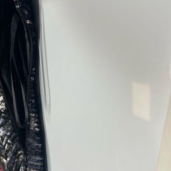 Bebe Wilderness V- Neck Sequined Mini Dress Size Medium - Picture 7 of 9